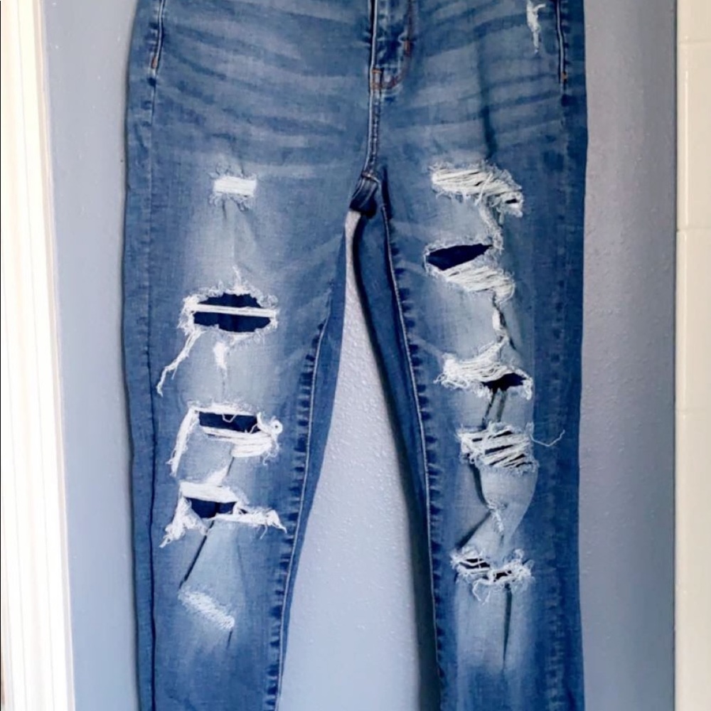 American eagle patch me up jeans!